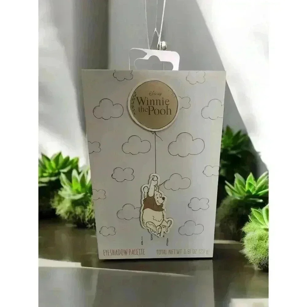 DISNEY Taste Beauty Winnie The Pooh 🍯 12 Color Eyeshadow Palette W/ Mirror NEW!